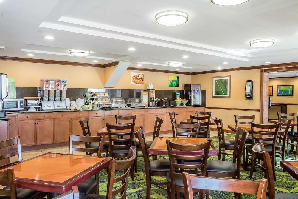 Quality Inn Spring Valley - Nanuet Εξωτερικό φωτογραφία
