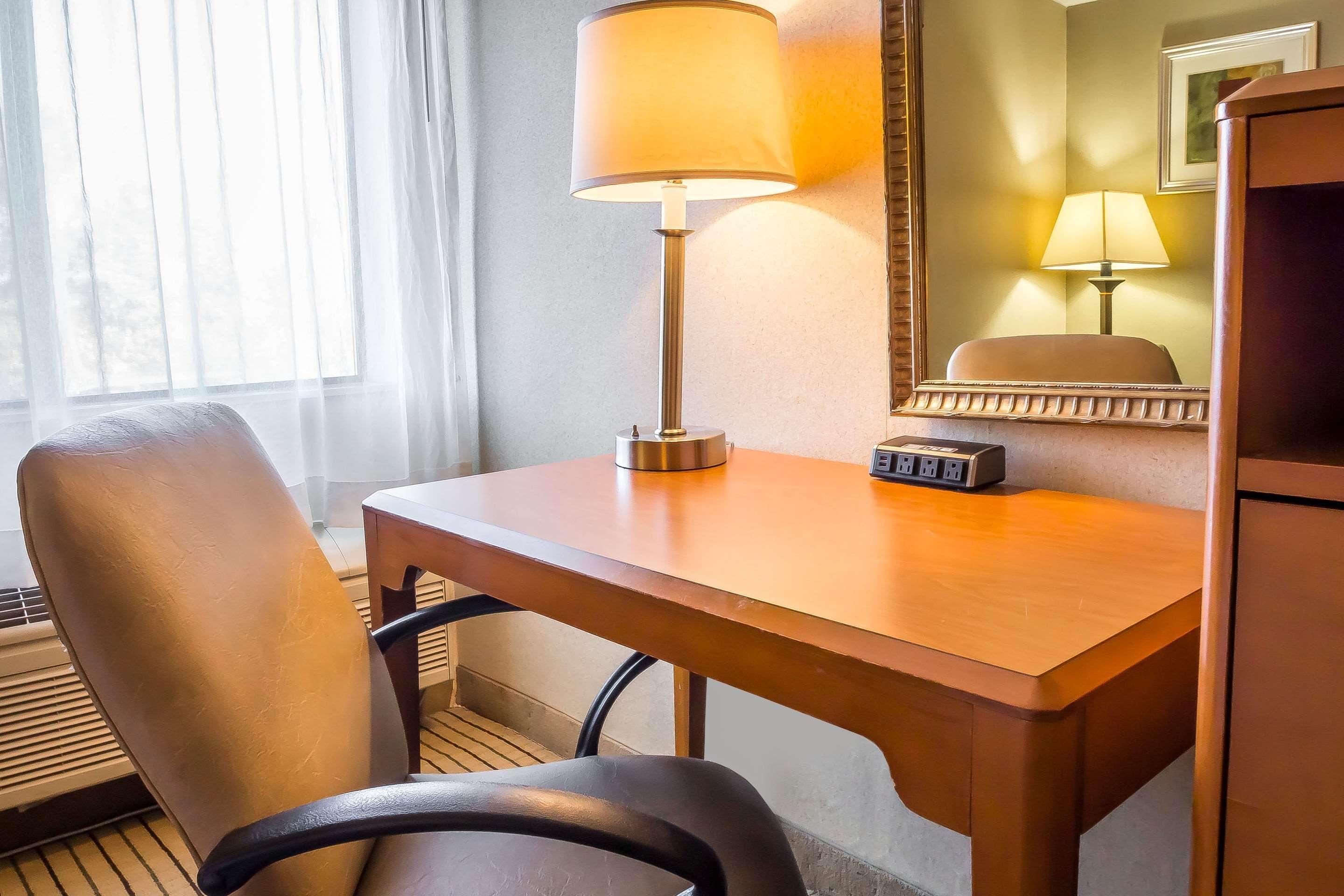 Quality Inn Spring Valley - Nanuet Εξωτερικό φωτογραφία